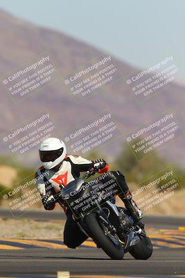 media/Nov-06-2023-Moto Forza (Mon) [[ce023d0744]]/3-Intermediate Group/Session 3 (Turn 5)/